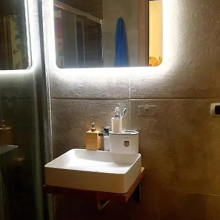Nocleg ze śniadaniem Casa Travellers Geodap Neapol
