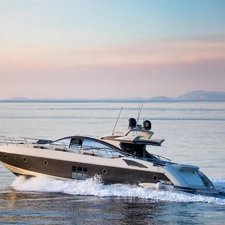 Casa Travellers Geodap Bed and Breakfast 4*