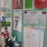 Alojamento de Acomodação e Pequeno-almoço Casa Travellers Geodap 4*